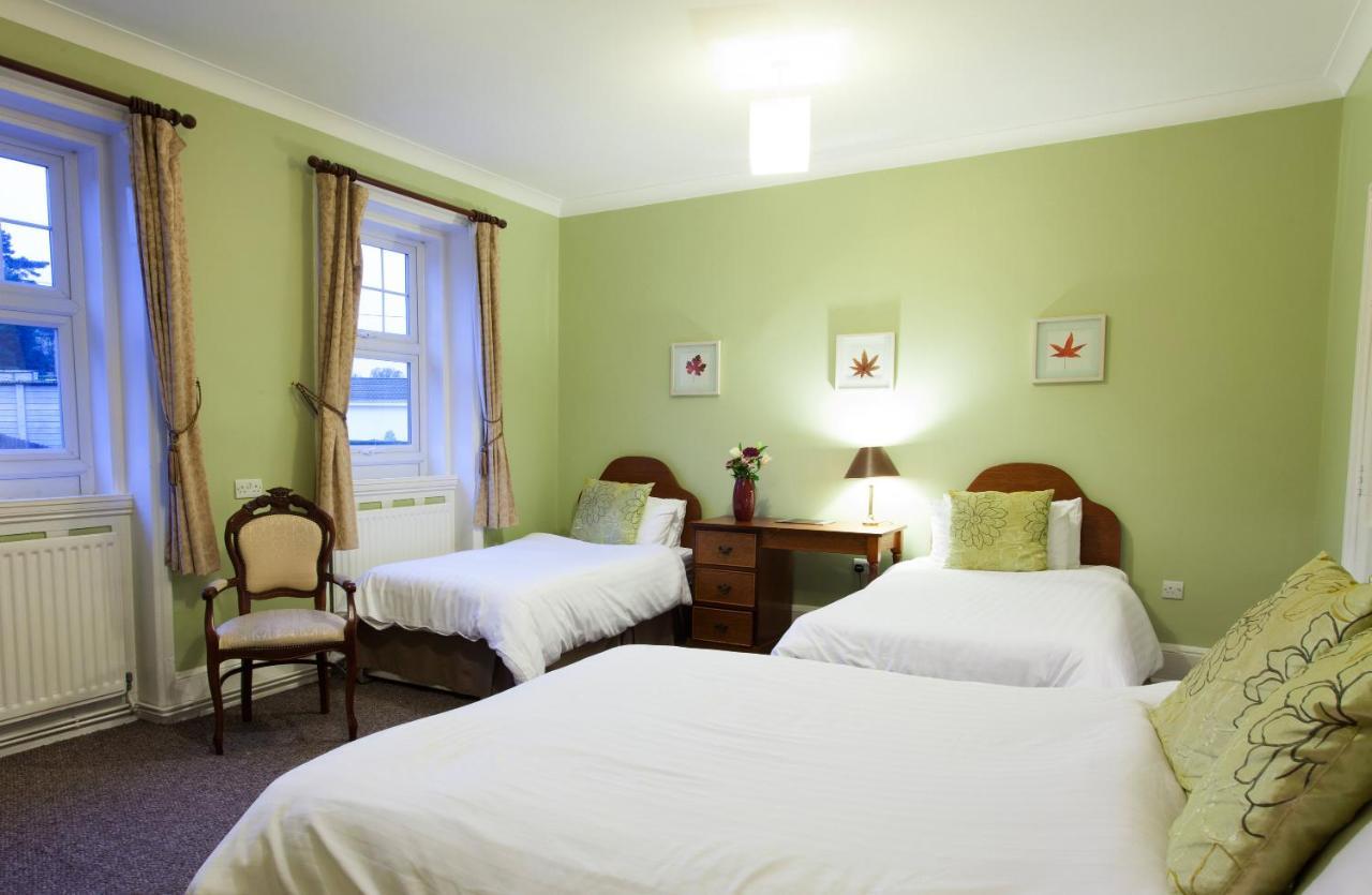 The Walnut Tree Inn Blisworth Екстер'єр фото