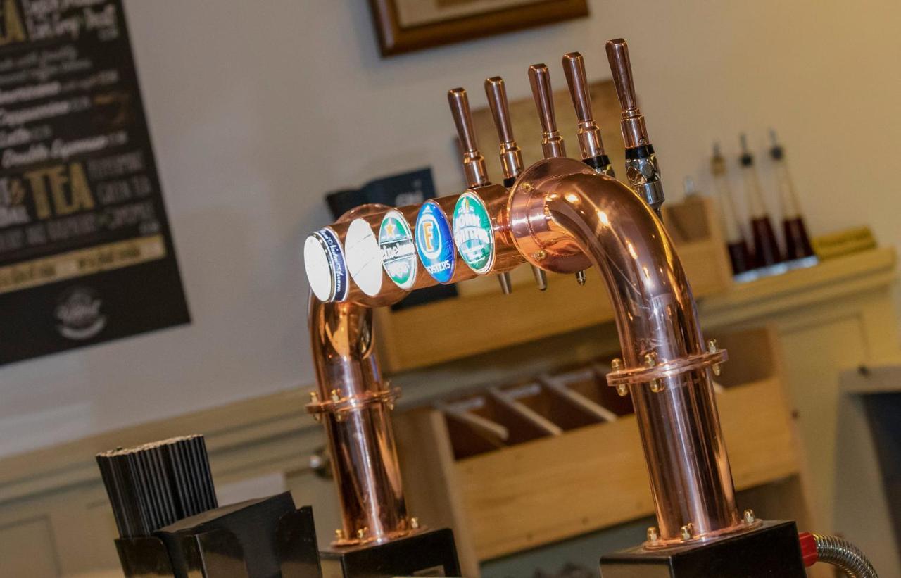 The Walnut Tree Inn Blisworth Екстер'єр фото