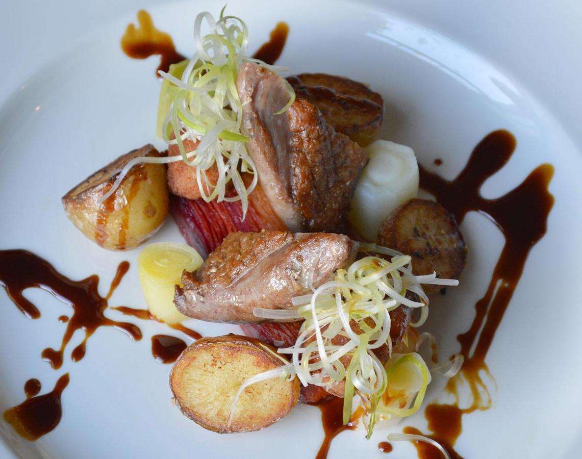 The Walnut Tree Inn Blisworth Екстер'єр фото